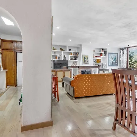 Дом отдыха Casa Tematica Andaluza Con Vistas Al Valle - El Mirador De Бенахавис