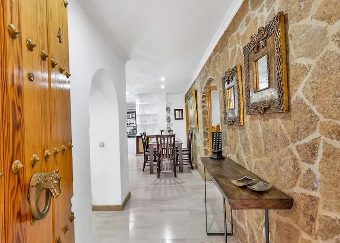 Casa Tematica Andaluza Con Vistas Al Valle - El Mirador De *