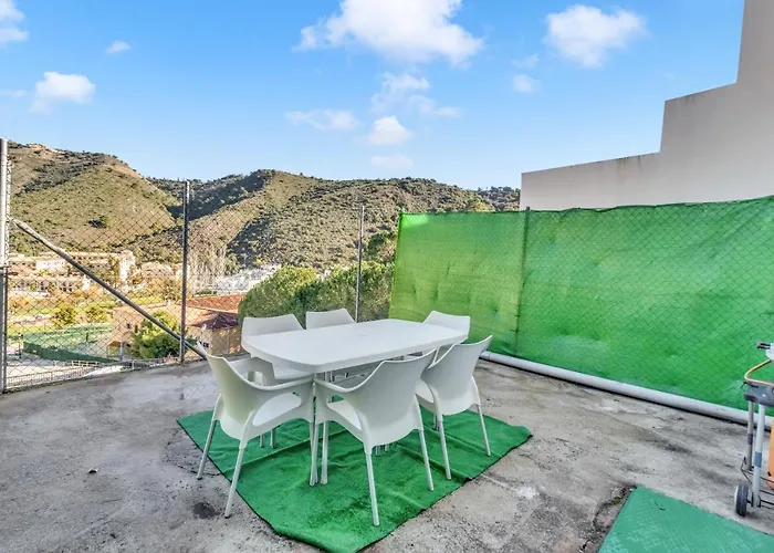 Дом отдыха Casa Tematica Andaluza Con Vistas Al Valle - El Mirador De Бенахавис