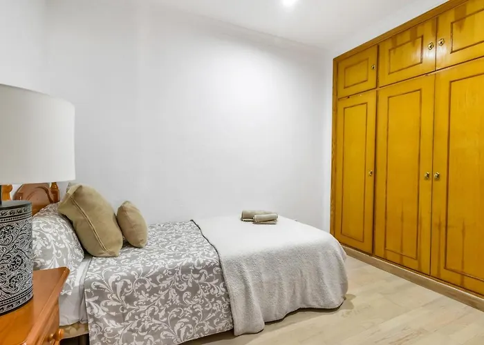 Дом отдыха Casa Tematica Andaluza Con Vistas Al Valle - El Mirador De Бенахавис